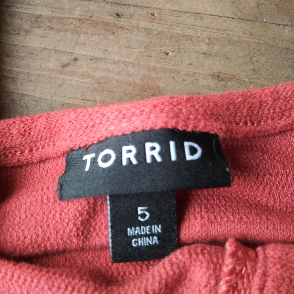 NWOT TORRID BUTTON UP TOP